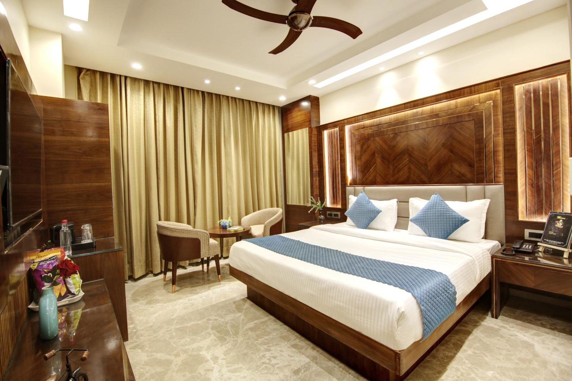 The Vanson Pride Delhi Yeni Delhi Dış mekan fotoğraf