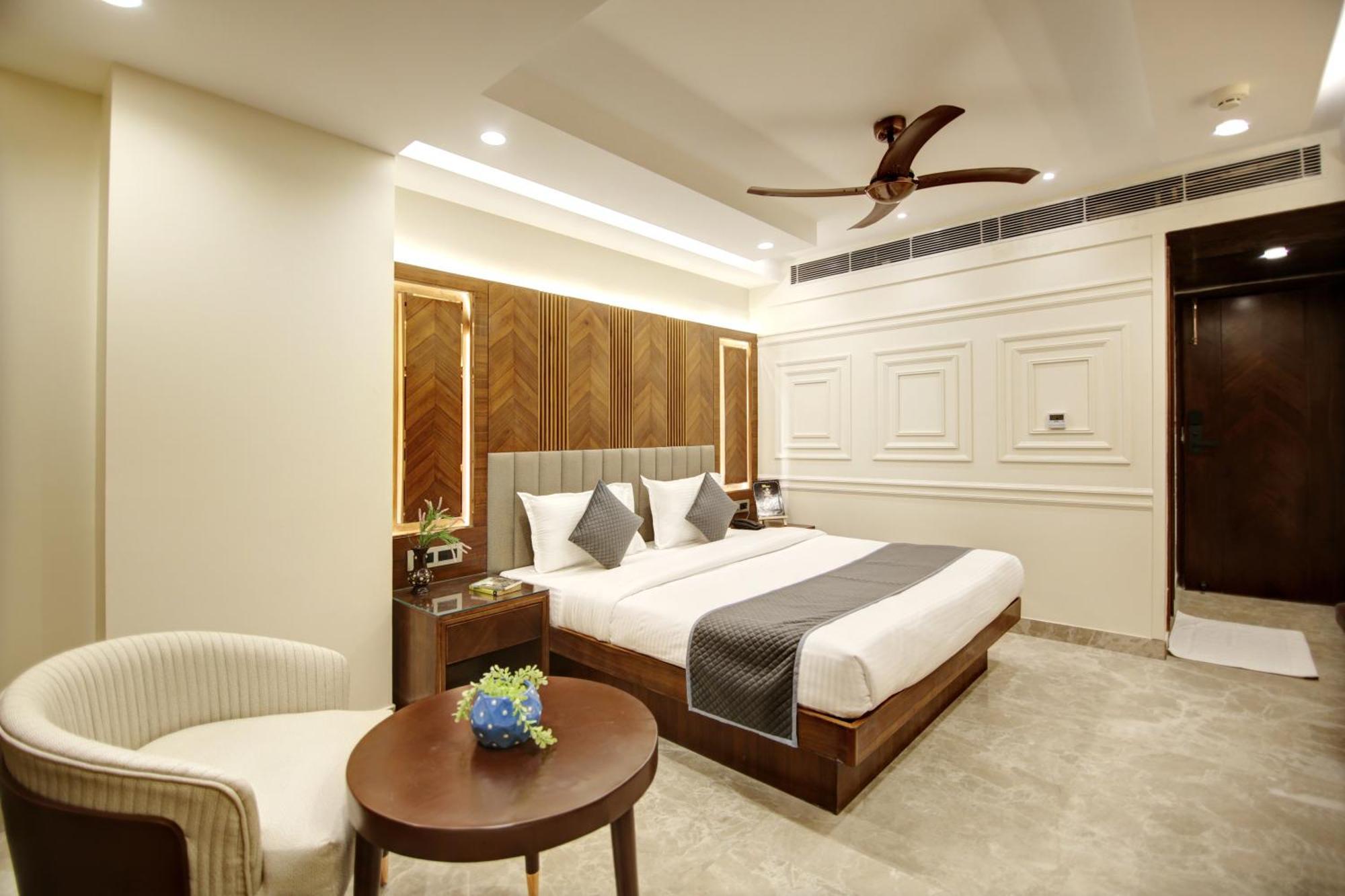 The Vanson Pride Delhi Yeni Delhi Dış mekan fotoğraf