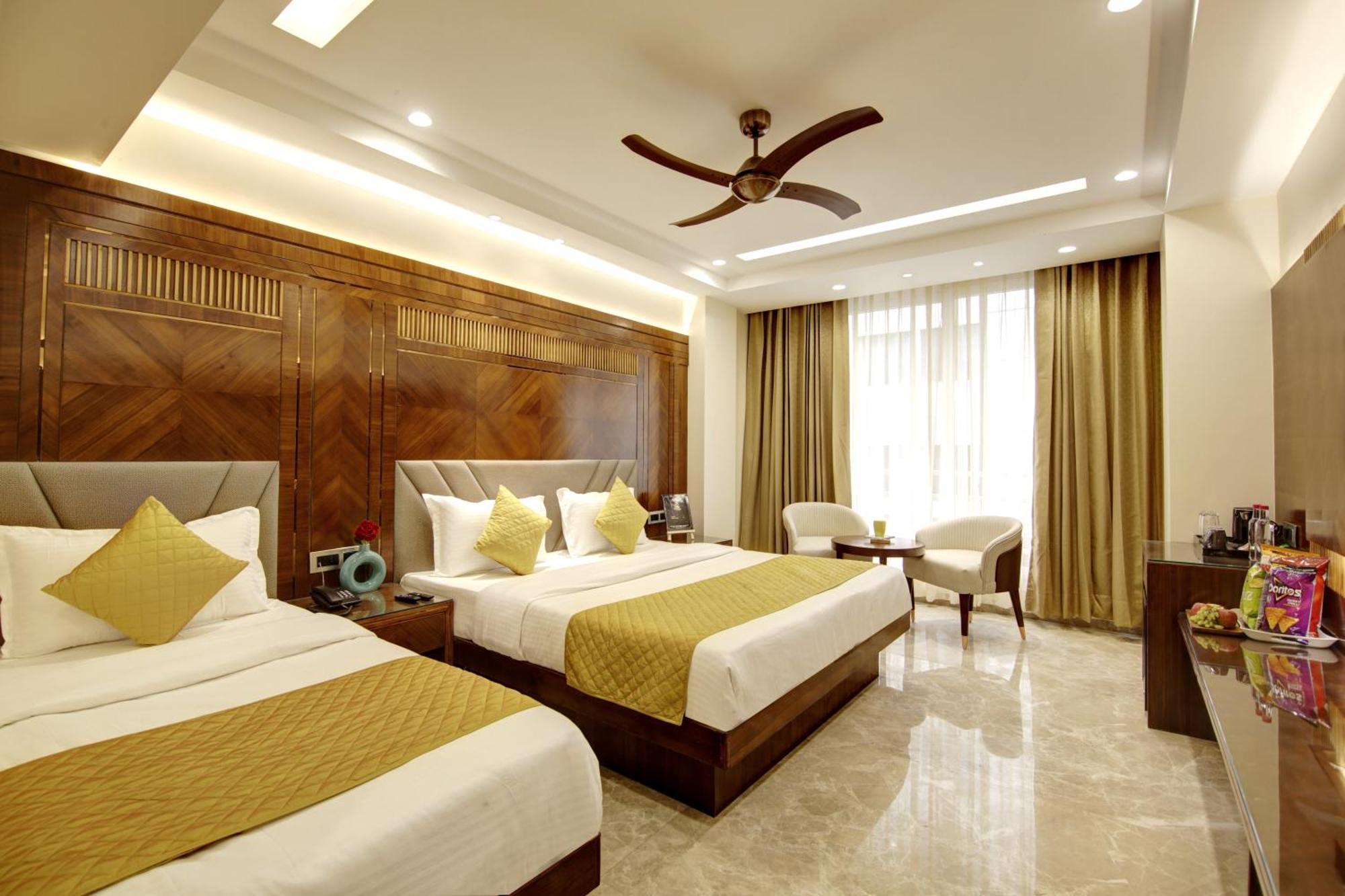 The Vanson Pride Delhi Yeni Delhi Dış mekan fotoğraf
