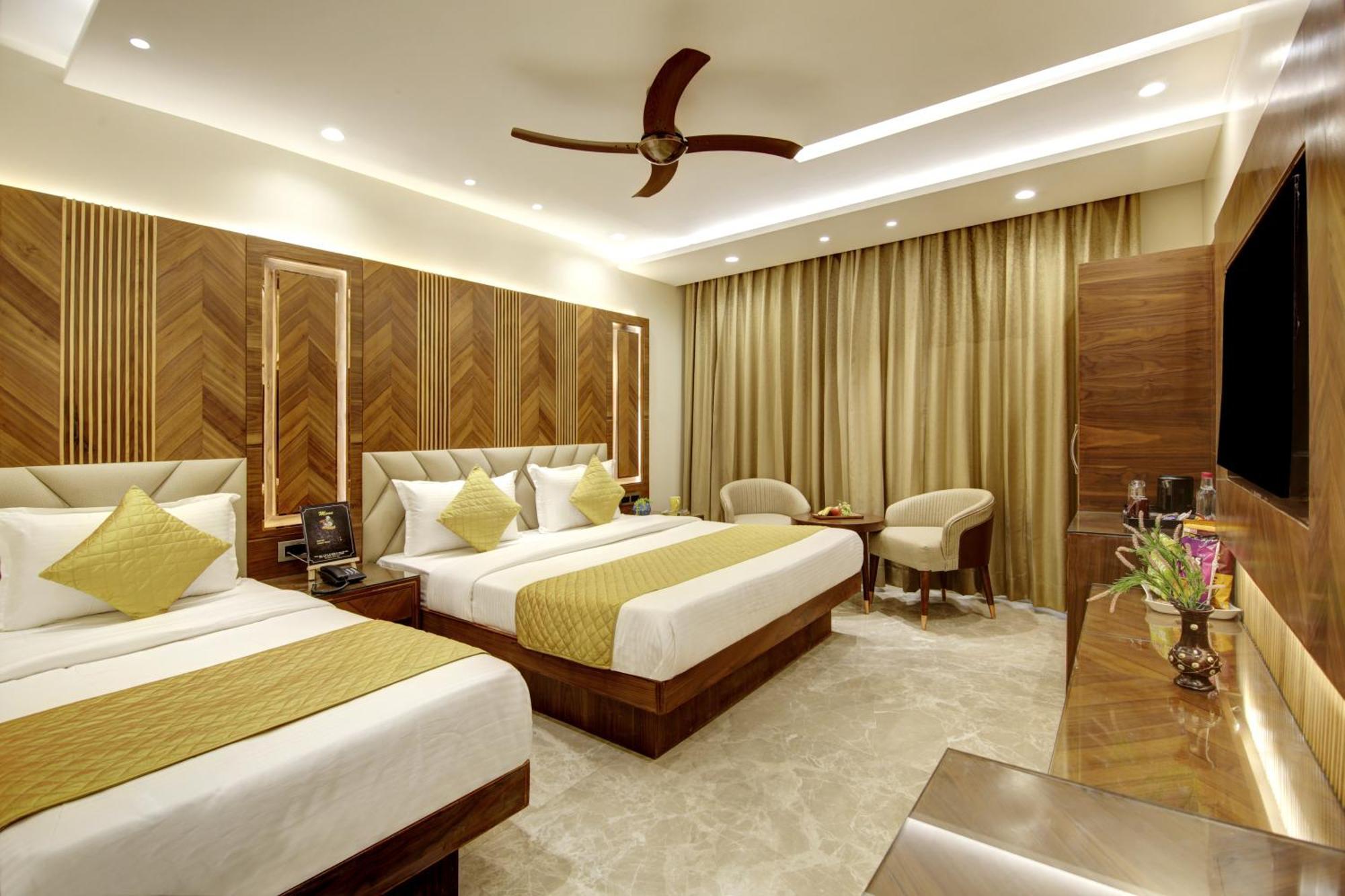 The Vanson Pride Delhi Yeni Delhi Dış mekan fotoğraf