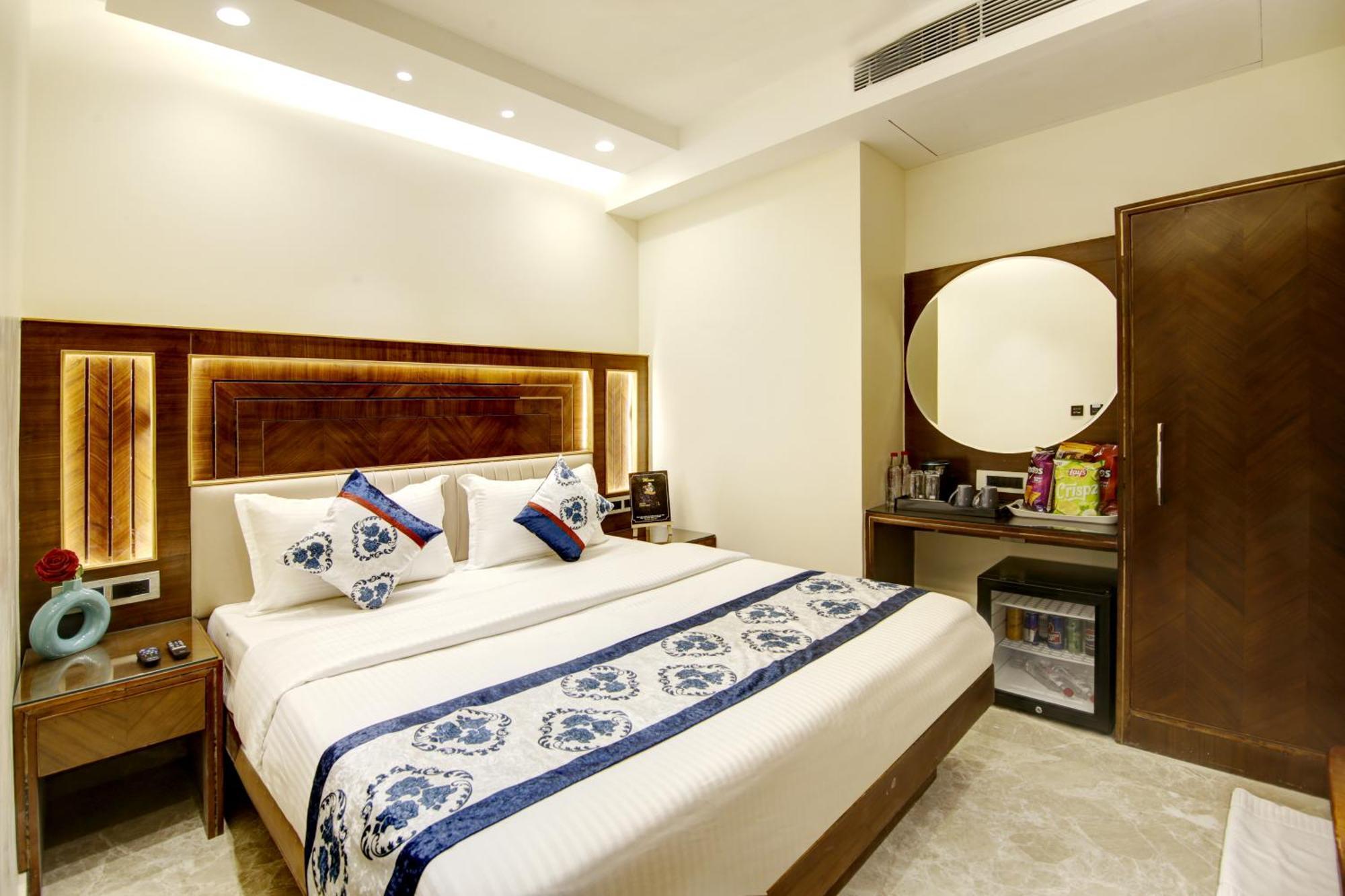 The Vanson Pride Delhi Yeni Delhi Dış mekan fotoğraf